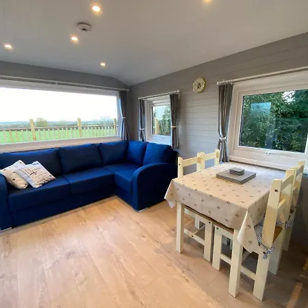 The Beehive -Stunning Views - Hot Tub - Romantic Launceston Exterior photo